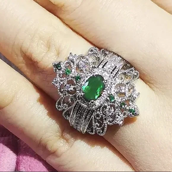 New 925 Silver Halo Engagement Party Ring - Picture 1 of 2